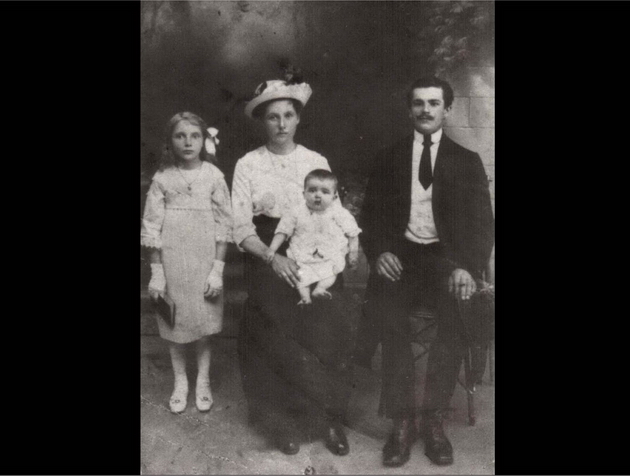 slaidy cropped_Page_04